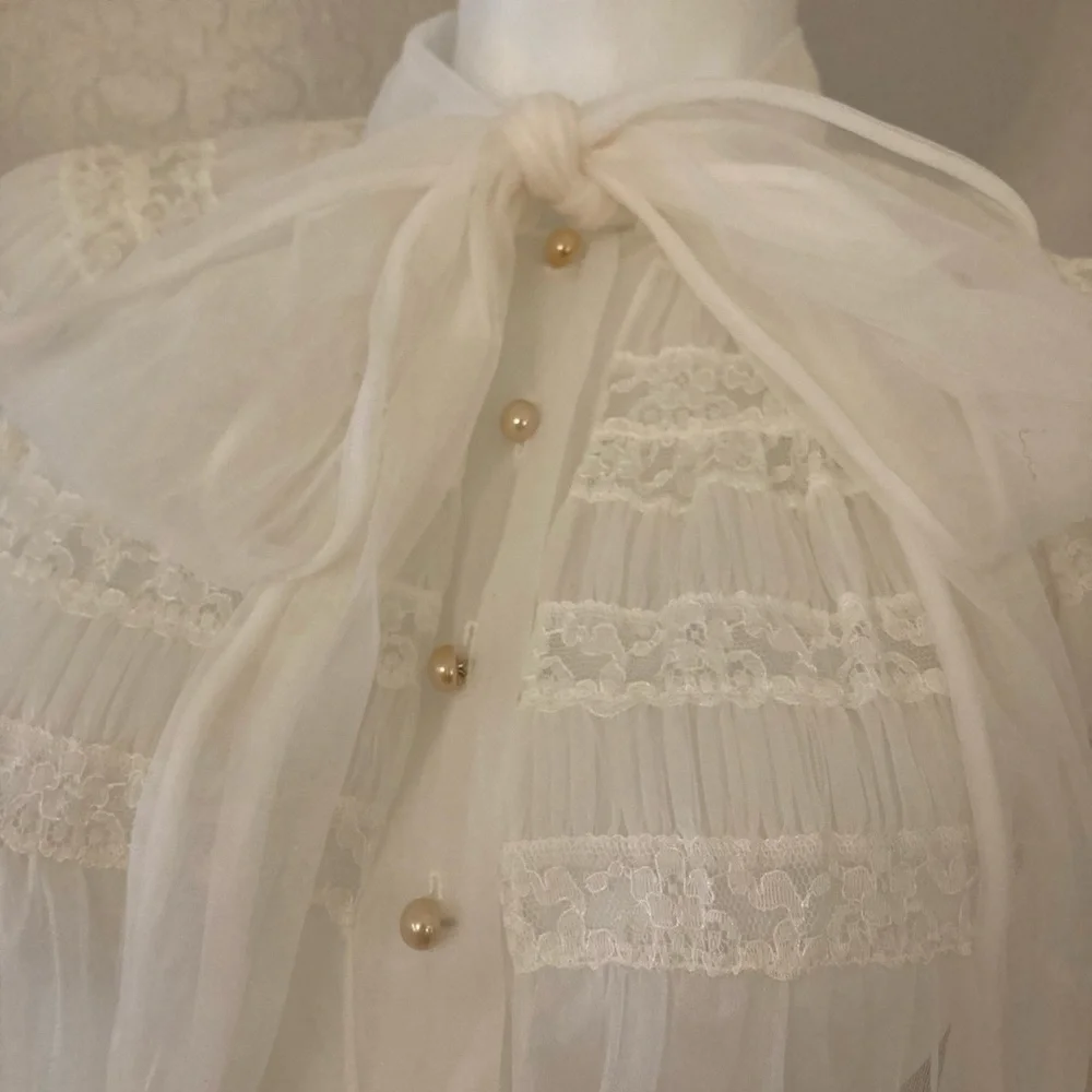 Vintage Sheer White Robe Medium_6